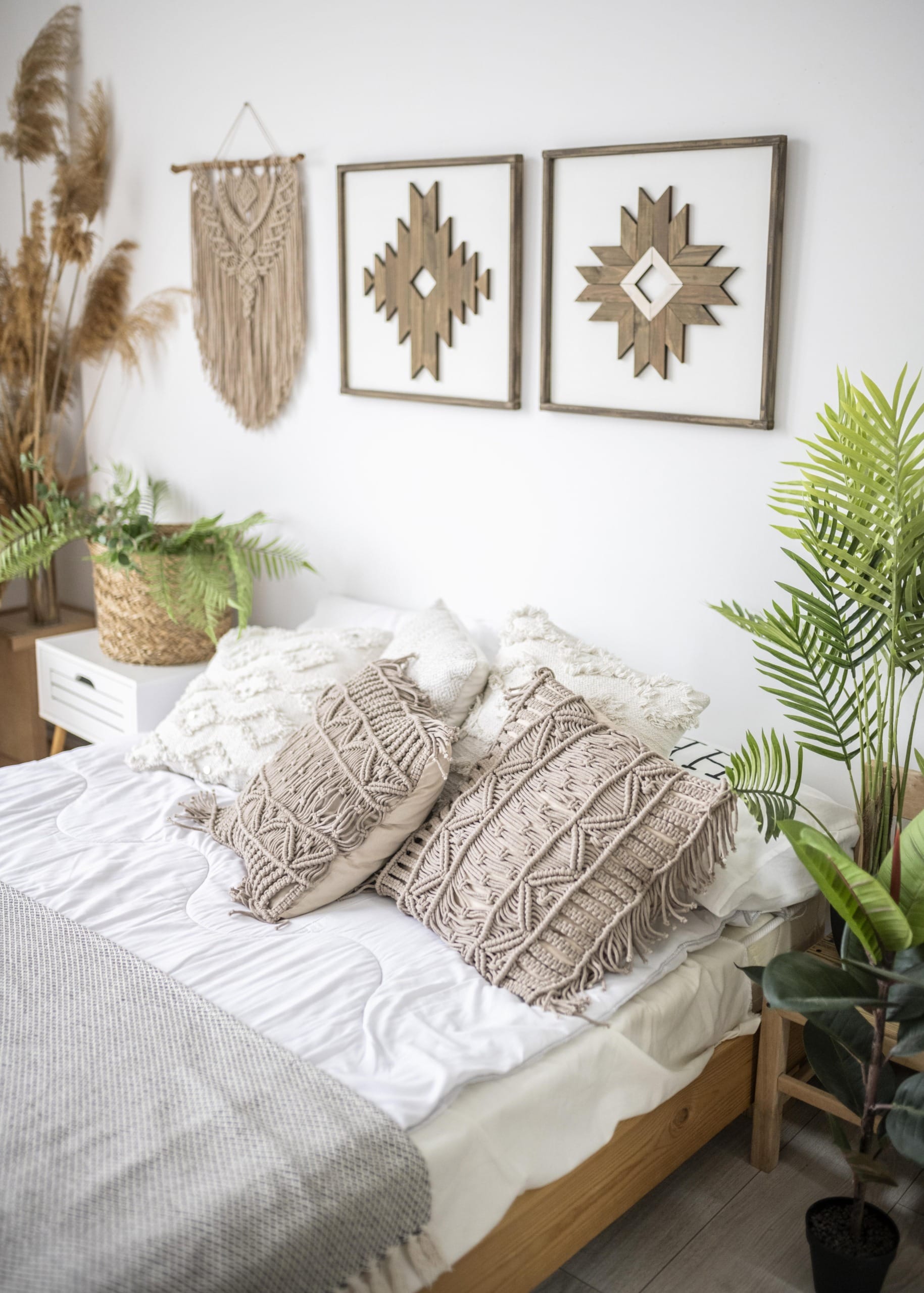 bedroom interior design concept turn your plain bedroom into a peaceful retreat